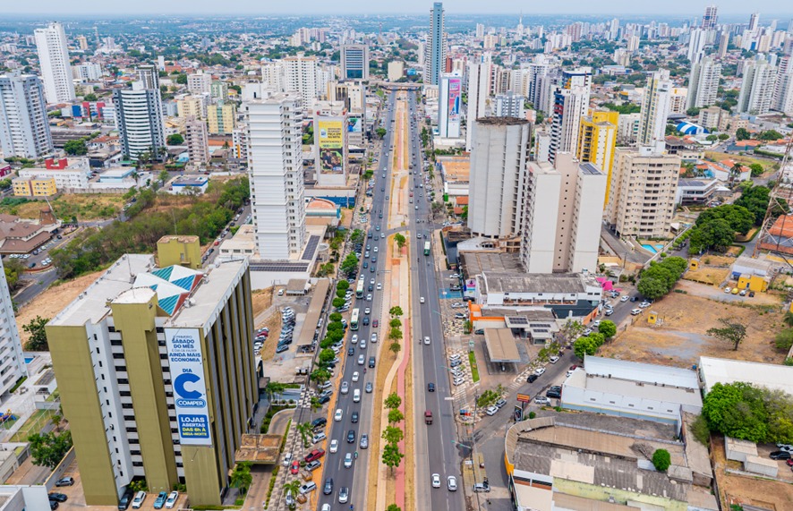 Prefeitura de Cuiabá libera nova alça de retorno em frente ao McDonald’s, na avenida do CPA, e cria alternativa mais rápida para motoristas durante as obras do BRT