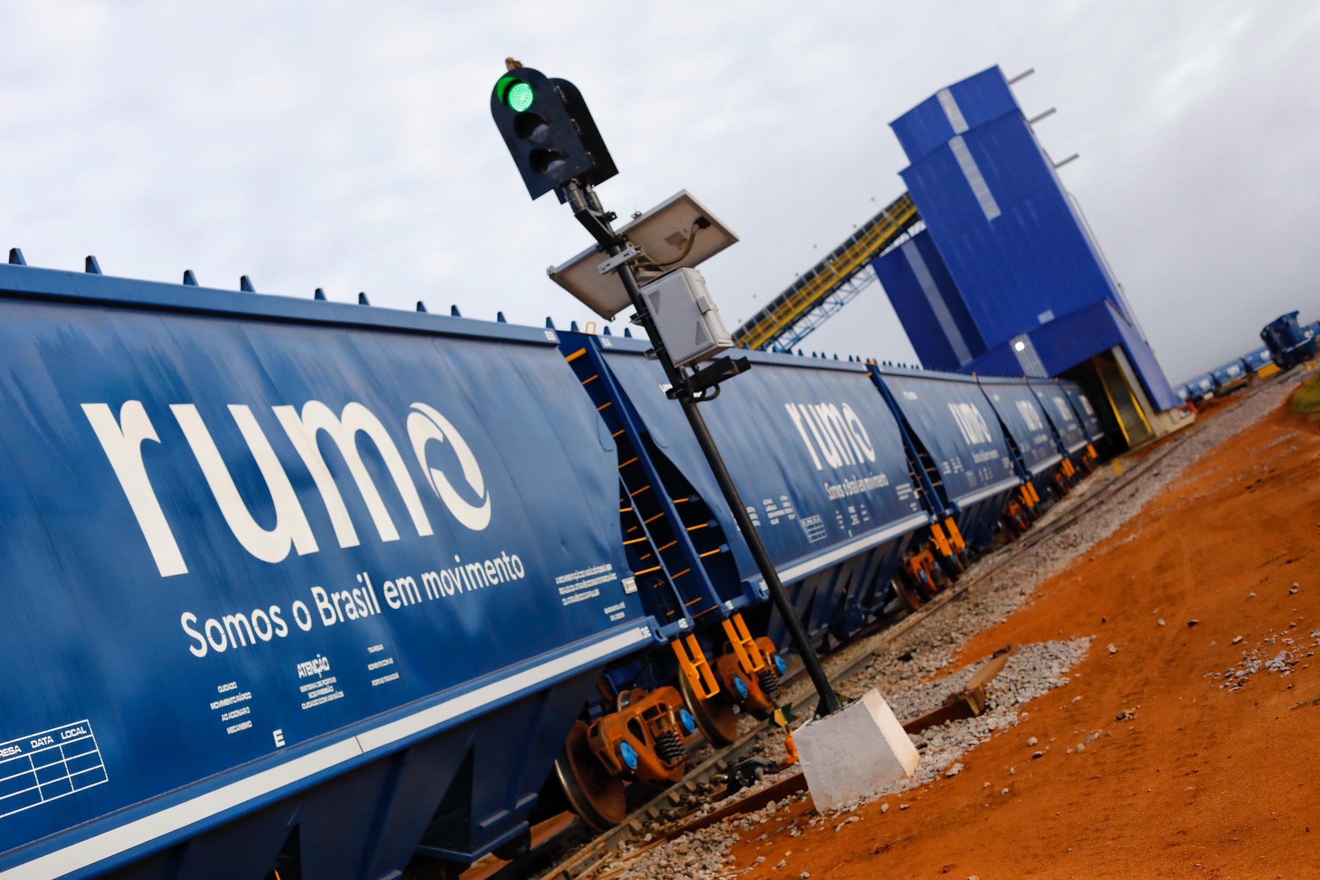 Ferrovia de Mato Grosso: Cosan quer vender participação na Rumo Logística para reduzir dívidas